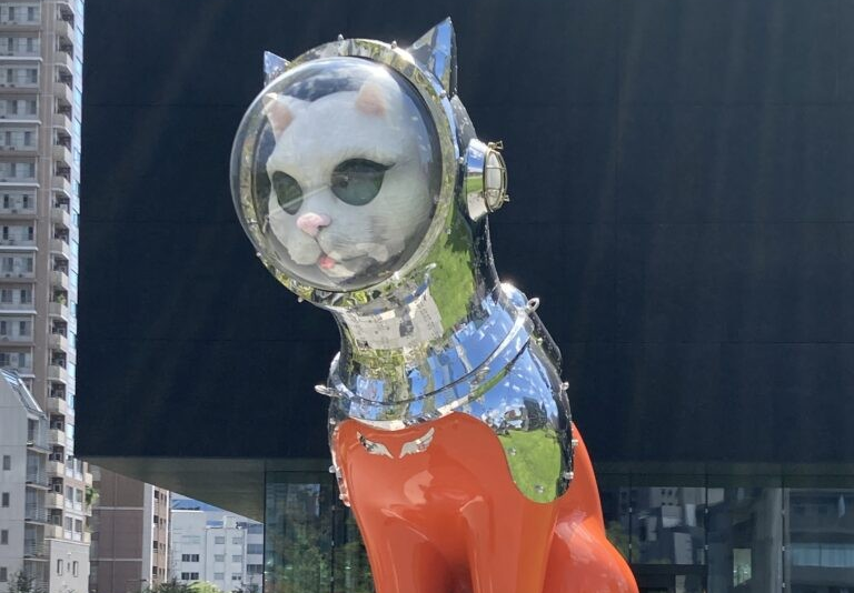 SHIP'S CAT（Muse）」ヤノベケンジ - パブリックアート散歩