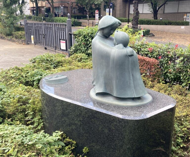 風韻」佐藤忠良 - パブリックアート散歩