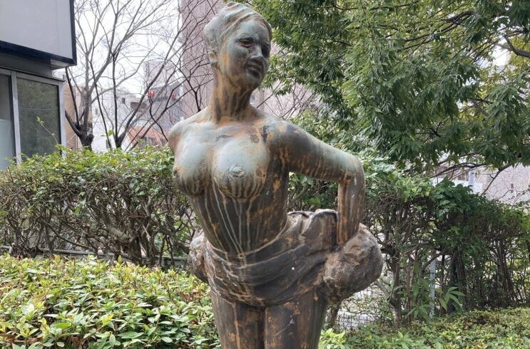 潮騒」新谷英子 - パブリックアート散歩